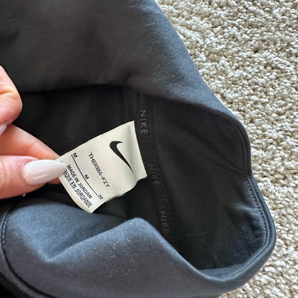 Women’s NWOT Nike Quarter Zip